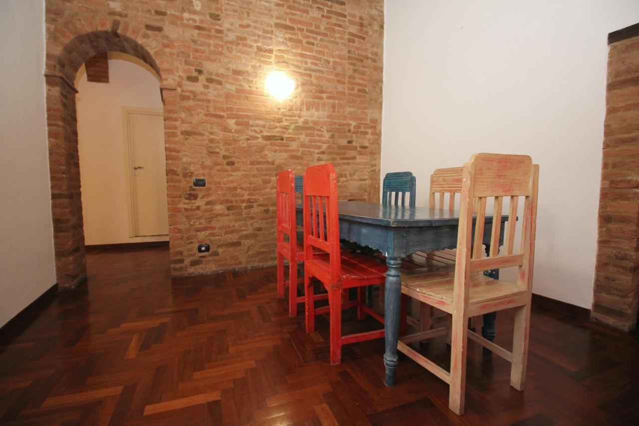 Logge Del Papa Apartment Σιένα Εξωτερικό φωτογραφία
